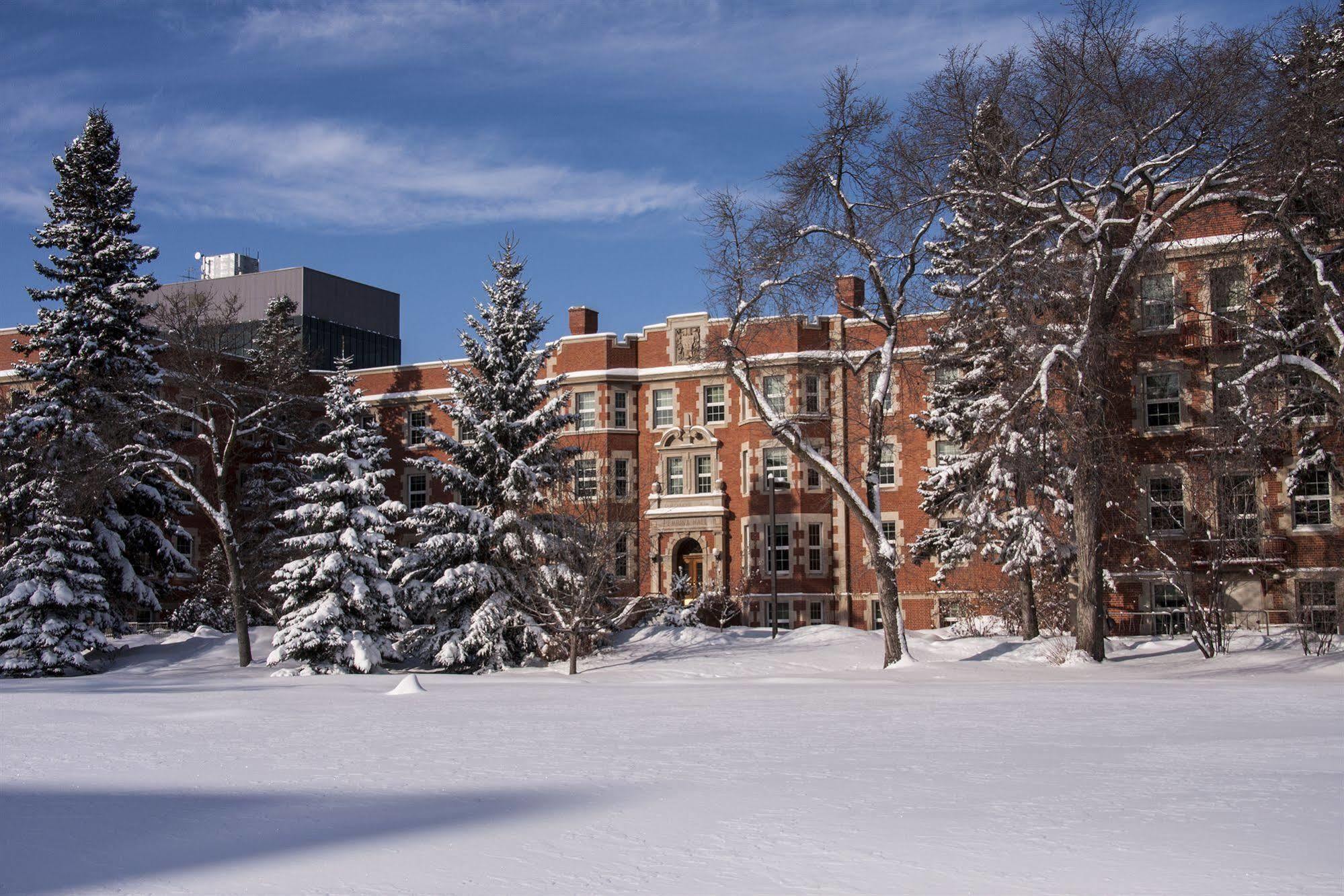 University Of Alberta - Hotel Edmonton Bagian luar foto