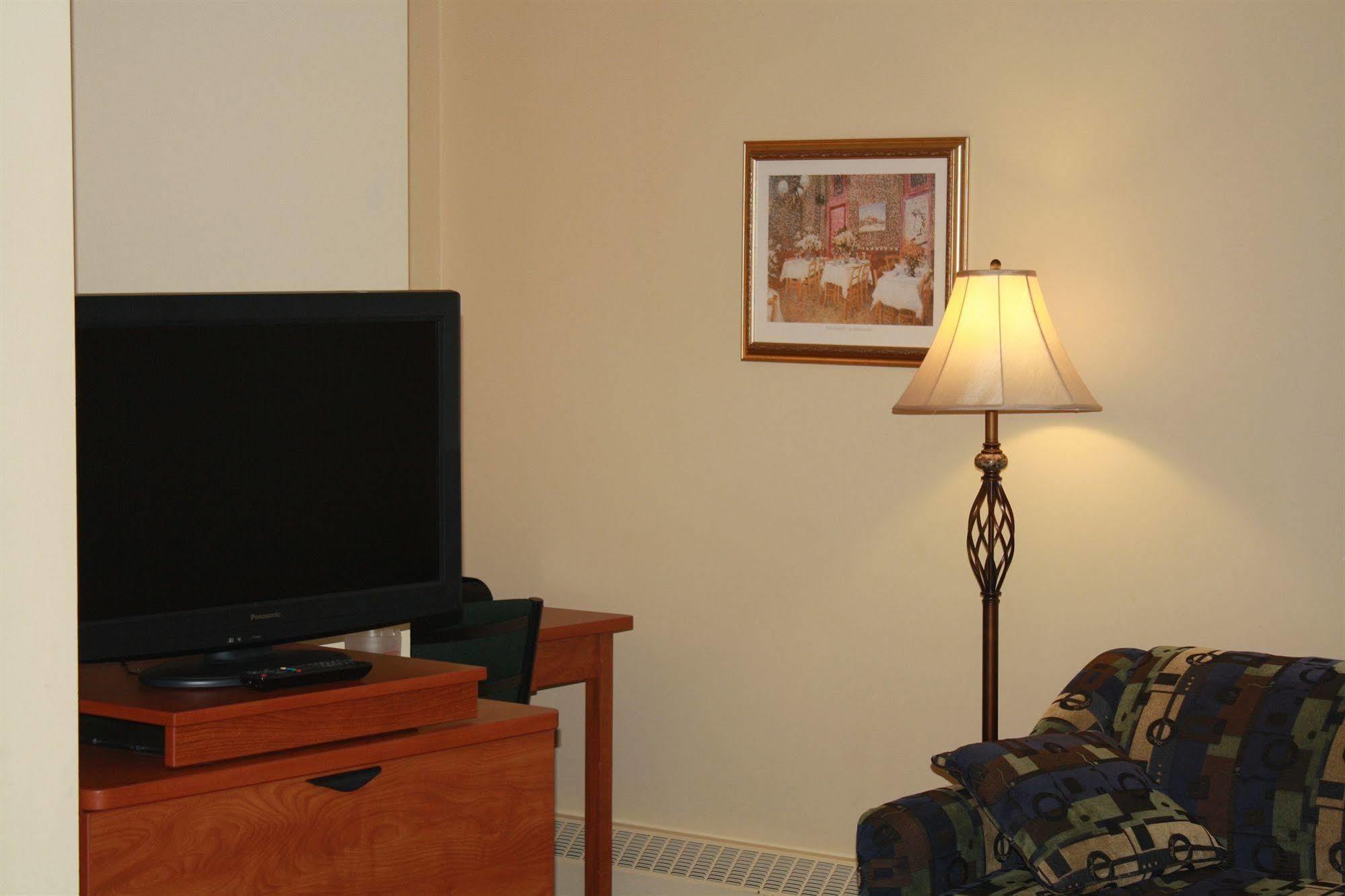 University Of Alberta - Hotel Edmonton Bagian luar foto